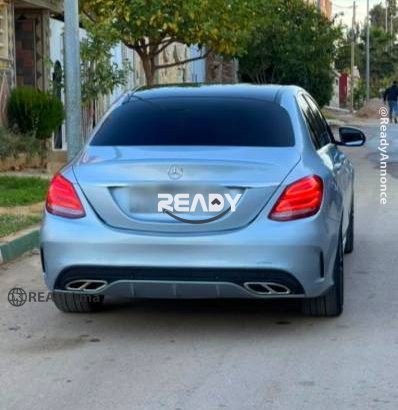 Voiture Mercedes-benz C220