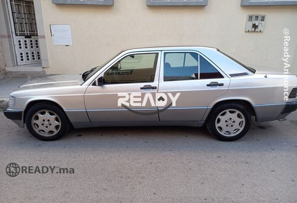 Mercedes 190D 2.5 Modèle: 1993