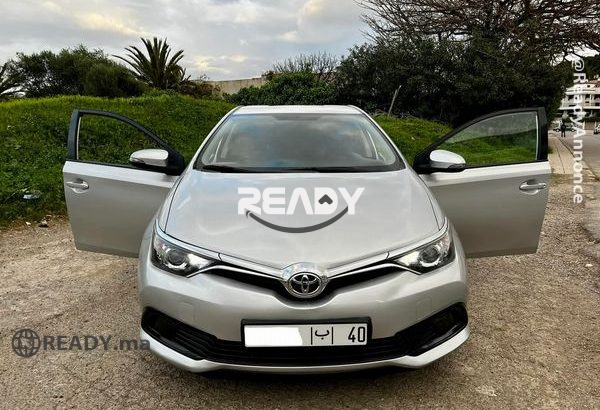 TOYOTA AURIS DIESEL 2018 AVEC 65000