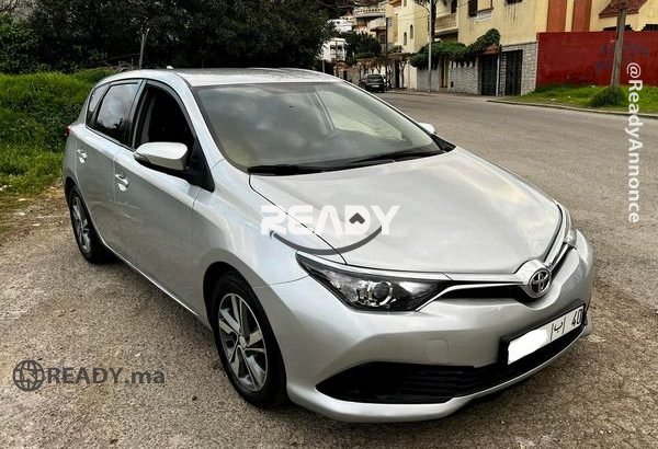 TOYOTA AURIS DIESEL 2018 AVEC 65000