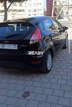 Ford Fiesta trend plus (Essence)