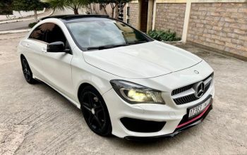 MERCEDES-BENZ CLA220D PACK AMG