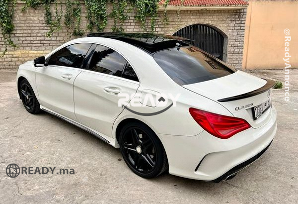 MERCEDES-BENZ CLA220D PACK AMG