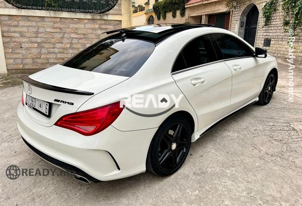 MERCEDES-BENZ CLA220D PACK AMG