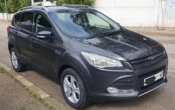 ford kuga model: 2015