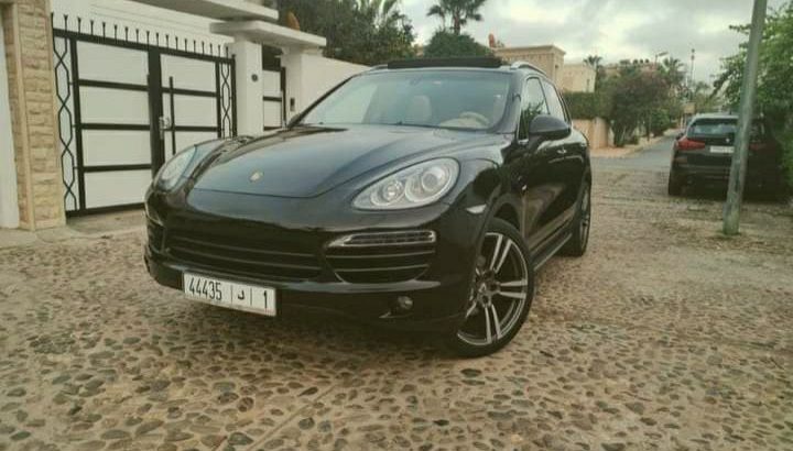 Porsche cayenne black édition