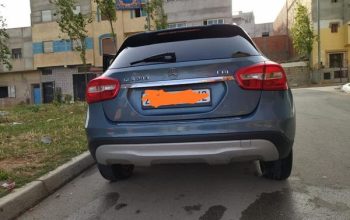 Mercedes Benz GLA 200