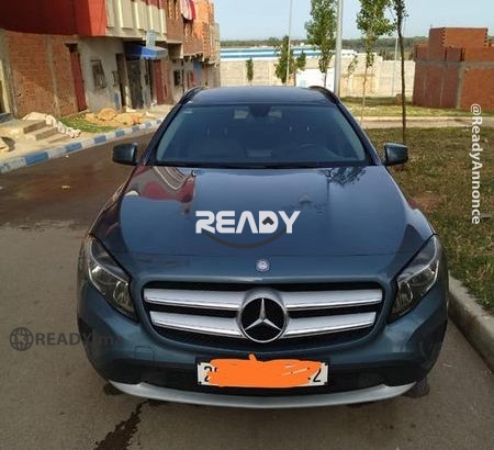 Mercedes Benz GLA 200