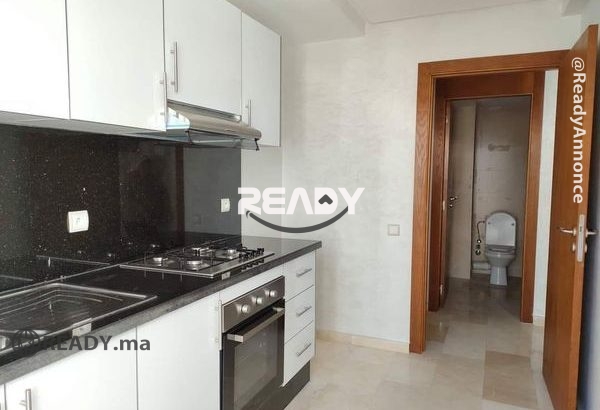 Location Appartement neuf vide