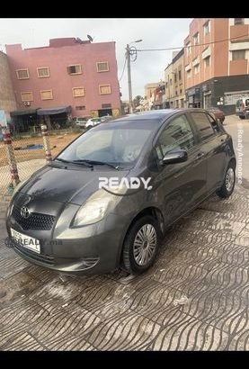 Toyota yaris essence modele 2009