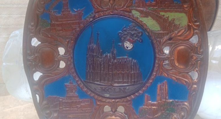 Tableau mural Art Nouveau, émail métallique, GIBIER ROCHER DE DRAGON – PLI, vers